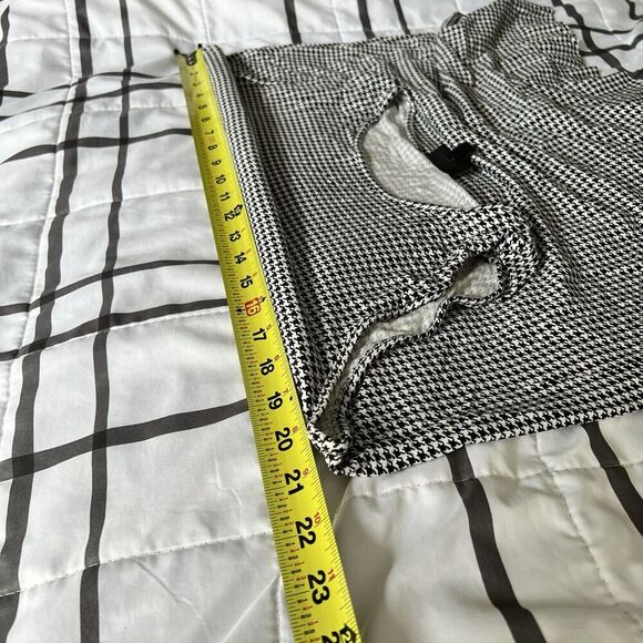J. Jill Wearever Shirt Black White Houndstooth Tank Sz Medium Petite - Picture 7 of 8